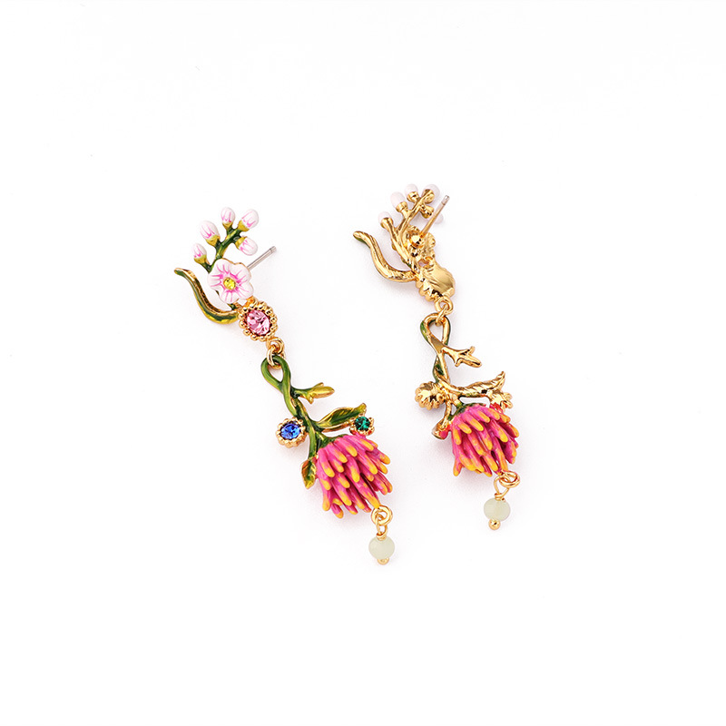 Personality Exaggerated Hand-painted Enamel Flower Earrings Irregular Rattan Earring