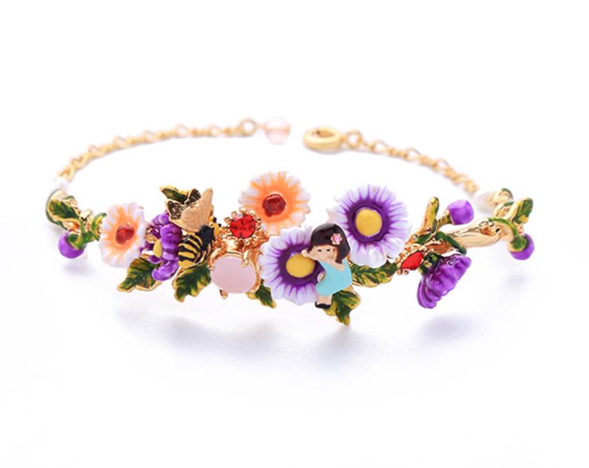 Daisy Flower Bee Enamel Charm Bracelet